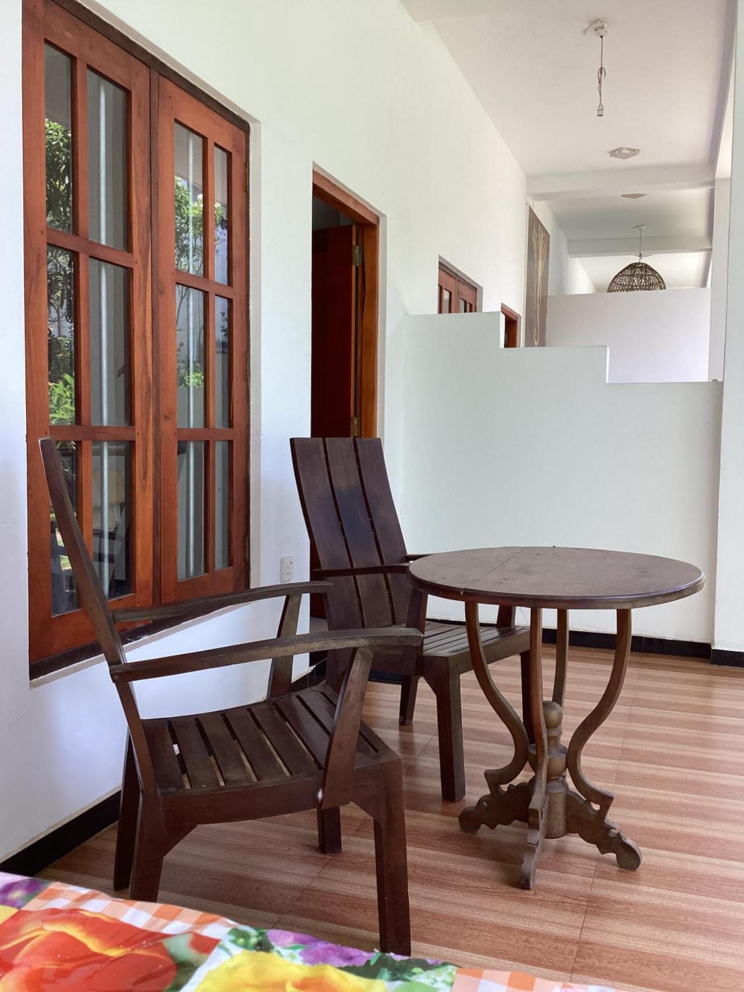 Aroma Guest House Mirissa Exterior foto